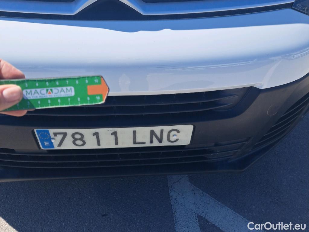  Citroen  Jumpy CITROEN  / 2016 / 4P / combi Combi Talla M BlueHDi 120 S&S Confort #28