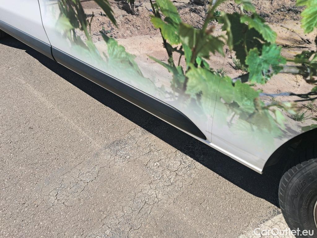  Opel  Vivaro OPEL  / 2019 / 4P / furgón 1.5 Diésel 88kW (120CV) M Std Select #26