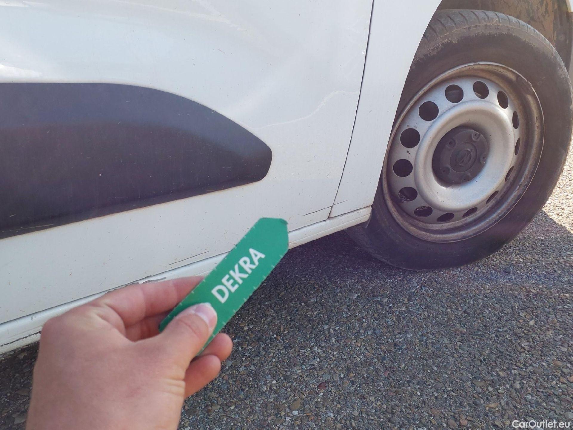  Opel  Combo OPEL  / 2018 / 3P / furgón derivado de turismo 1.6 TD S/S 74kW(100CV) Express L H1 1000 #32