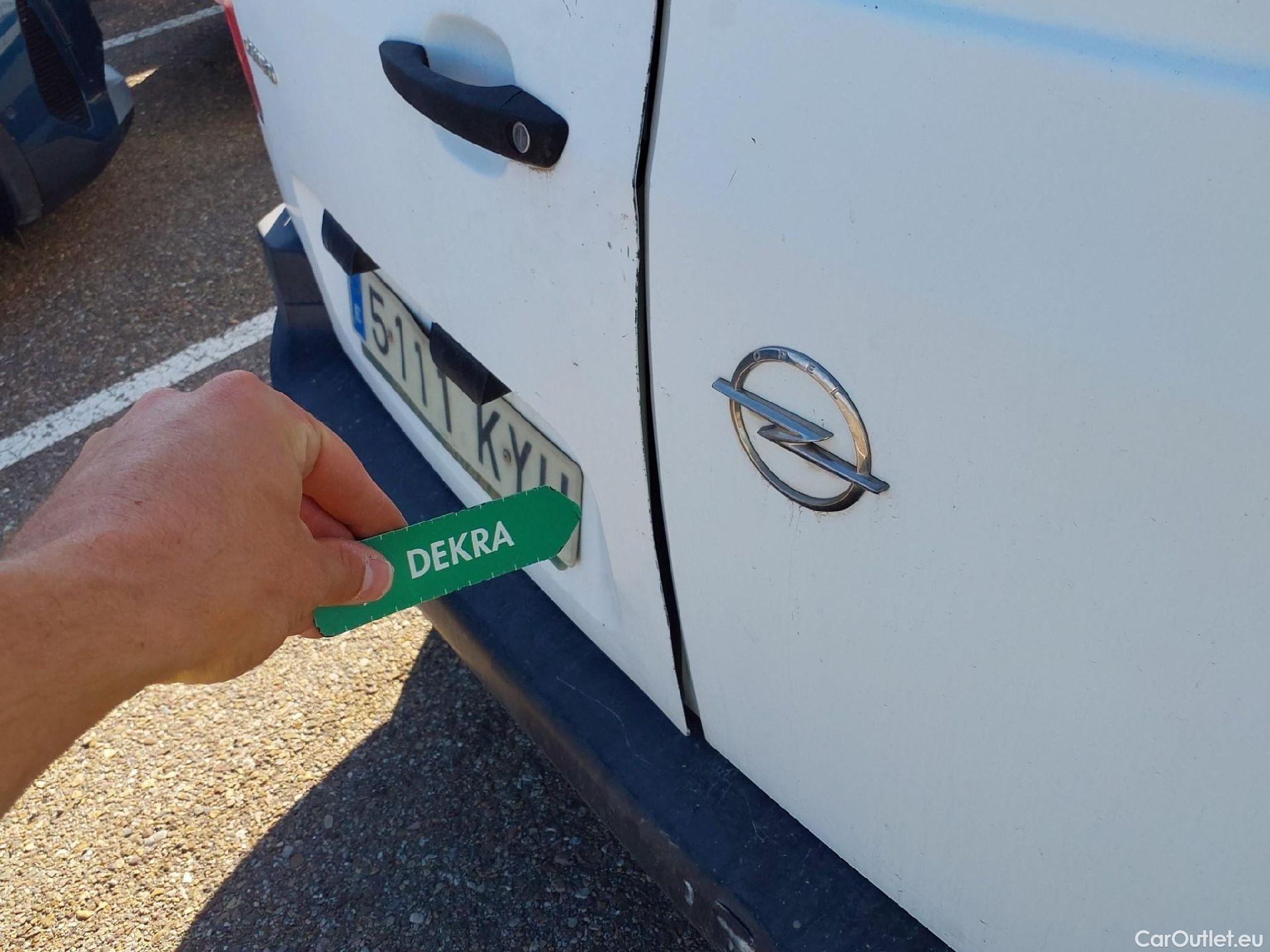  Opel  Combo OPEL  / 2018 / 3P / furgón derivado de turismo 1.6 TD S/S 74kW(100CV) Express L H1 1000 #19