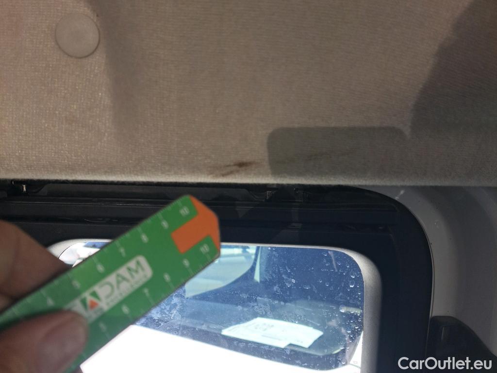  Citroen  Jumpy CITROEN  / 2016 / 4P / combi Combi Talla M BlueHDi 120 S&S Confort #40