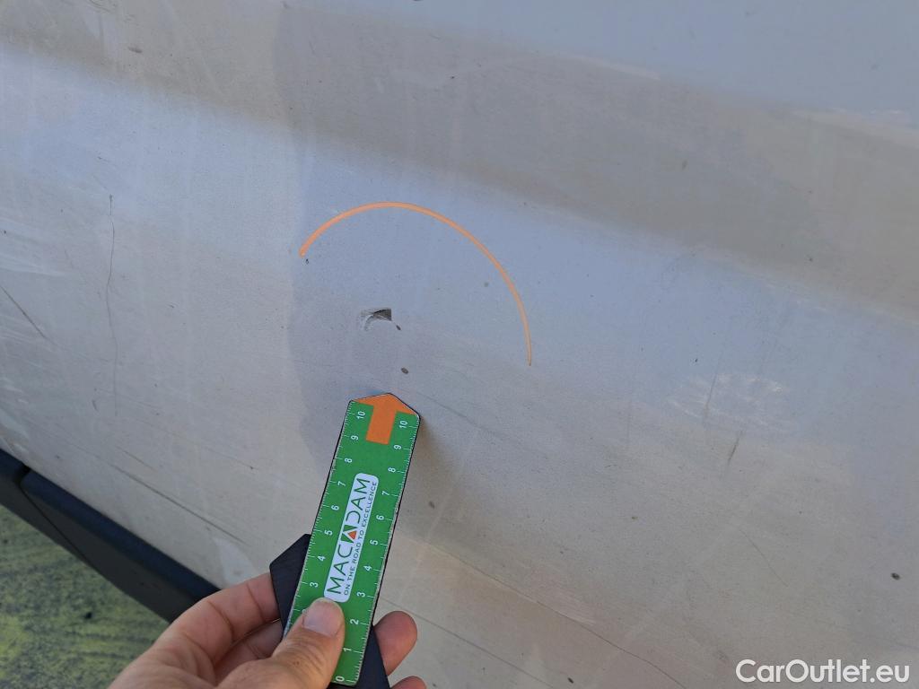  Opel  Movano OPEL  / 2021 / 4P / furgón  Base L2H2 3.5T 2.2 BHDi 88kW #24