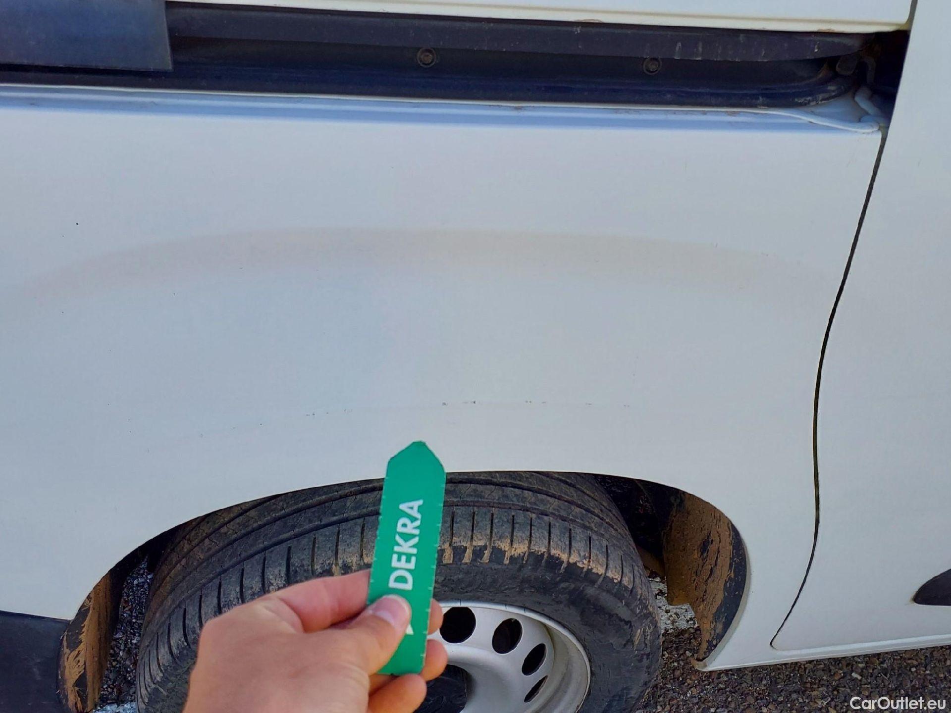  Opel  Combo OPEL  / 2018 / 3P / furgón derivado de turismo 1.6 TD S/S 74kW(100CV) Express L H1 1000 #27