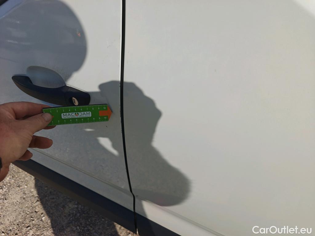  Toyota  Proace TOYOTA  City / 2020 / 4P / combi 1.5D 75kW (100CV) GX L1 #4