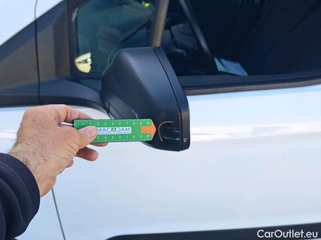  Ford  Transit FORD  Courier/2014/4P/furgón der.turis Van 1.5 TDCi 75kW Trend #25