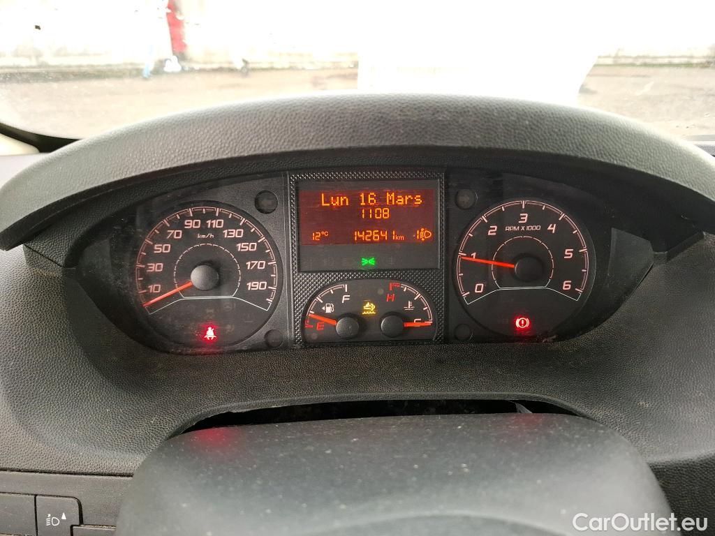  Citroen  Jumper CITROEN  / 2014 / 4P / Fourgon tôlé 33 L1H1 BlueHDi 120 S&S BVM6 Club #76