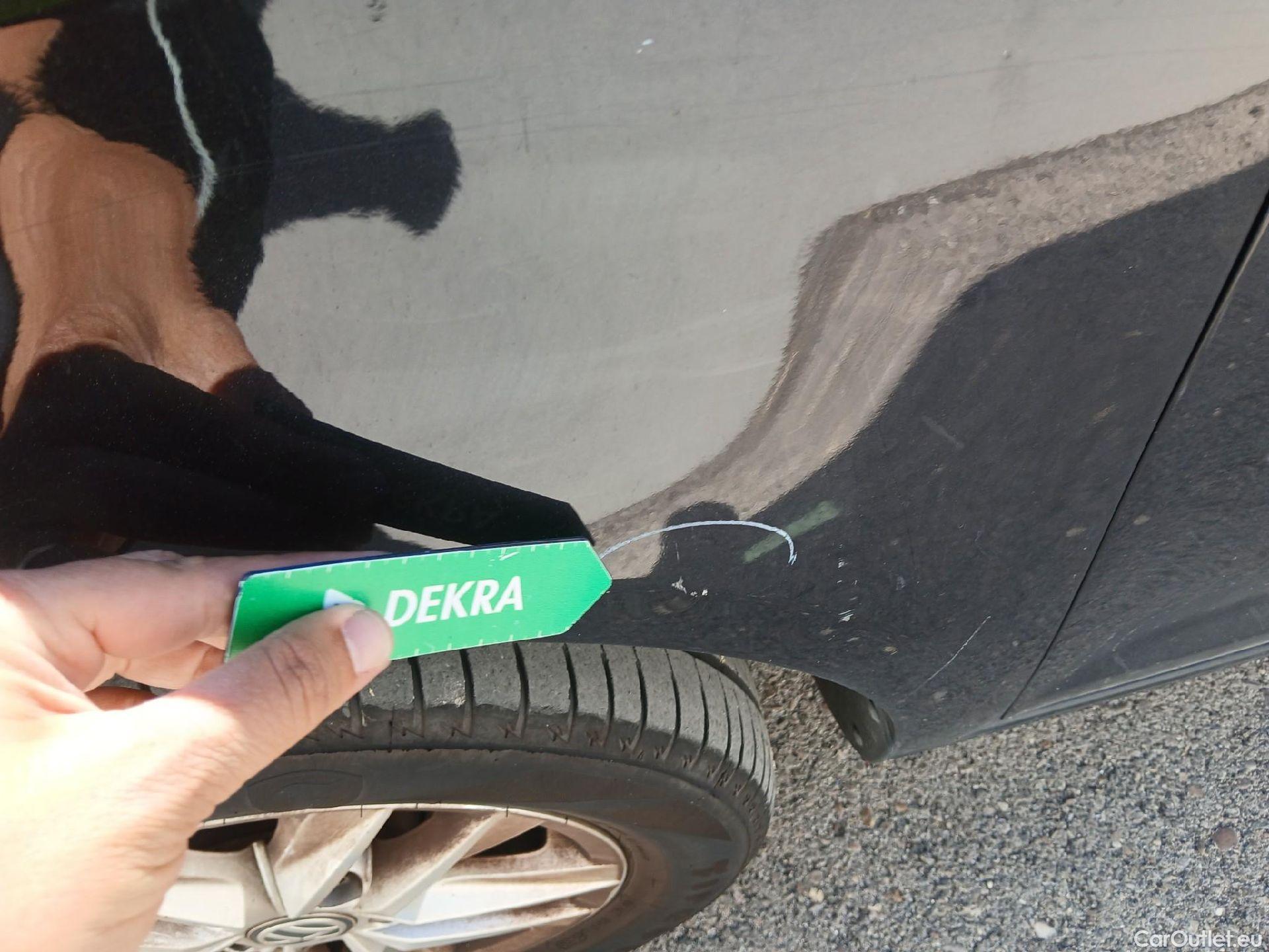  Volkswagen  Caddy VOLKSWAGEN  / 2015 / 4P / furgón derivado de turismo Profesional Furgón 2.0 TDI 55kW BMT #27