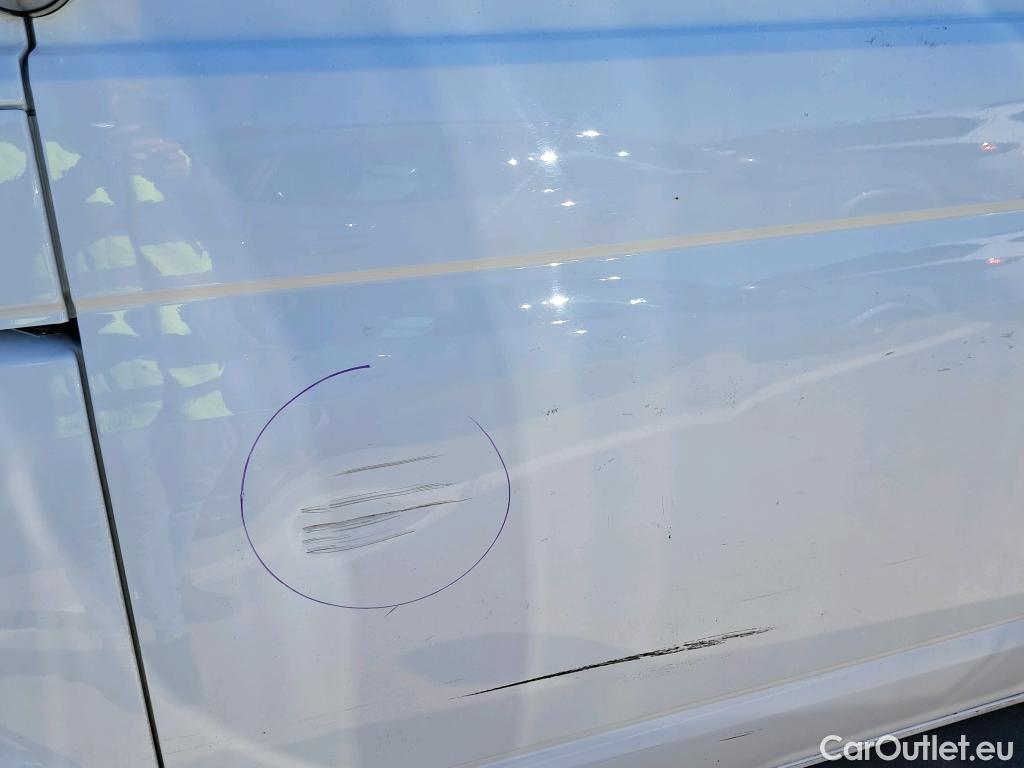  Volkswagen  Transporter  / 2020 / 4P / furgón Corto TN 2.0 TDI 81kW (110CV) #13