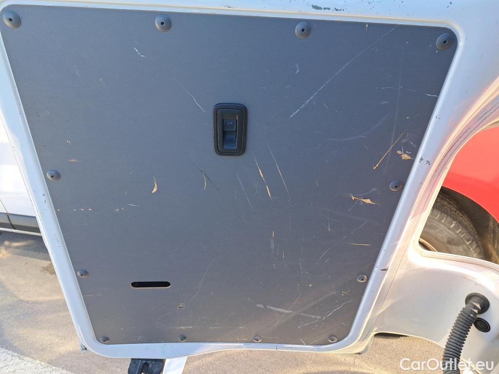  Volkswagen  Transporter  / 2020 / 4P / furgón Corto TN 2.0 TDI 81kW (110CV) #39