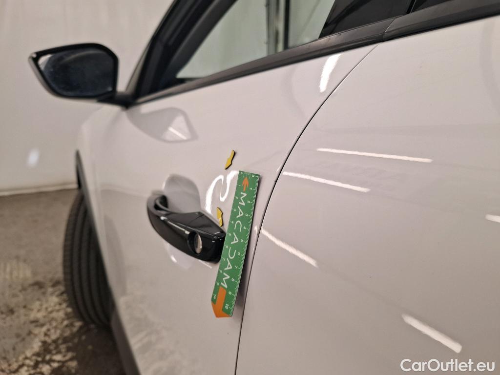  Citroen  C4  Berline Feel Nav Business R 1.5 BlueHDI 110CV BVM6 E6d #18