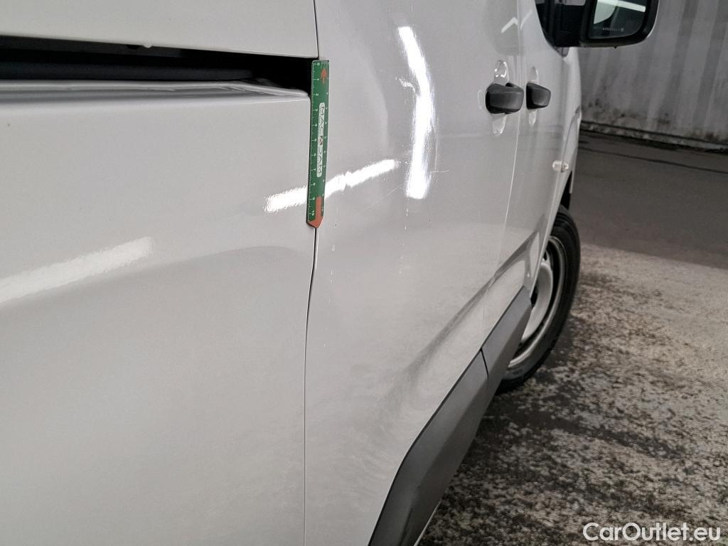  Citroen  Berlingo  Fourgon Club XL 950 1.5 BlueHDi 130CV BVA8 E6dT #19