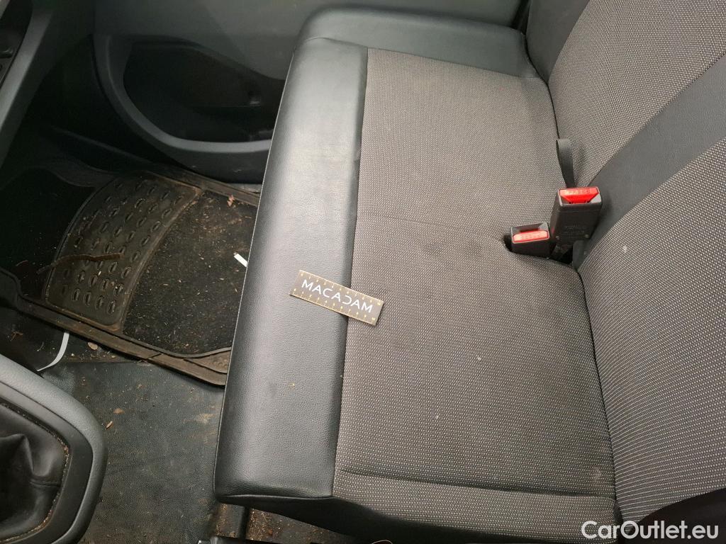  Citroen  Jumpy  Fourgon Club M 2.0 BlueHDi 120CV BVM6 E6dT #24