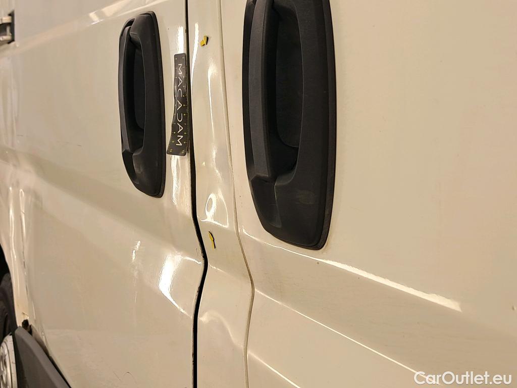  Citroen  Jumper CITROEN  / 2014 / 4P / Fourgon tôlé 33 L1H1 BlueHDi 110 BVM6 Club #48