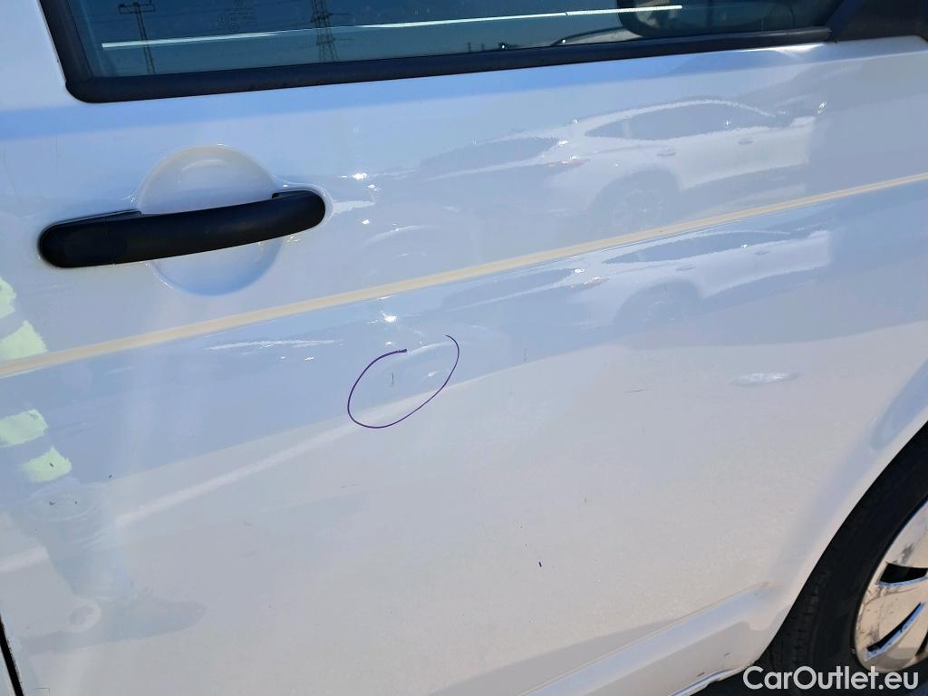  Volkswagen  Transporter  / 2020 / 4P / furgón Corto TN 2.0 TDI 81kW (110CV) #21