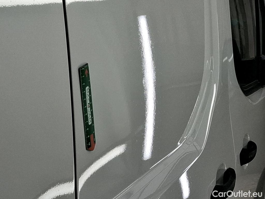  Citroen  Berlingo  Fourgon Club M 650 1.5 BlueHDi 75CV BVM5 E6dT #23