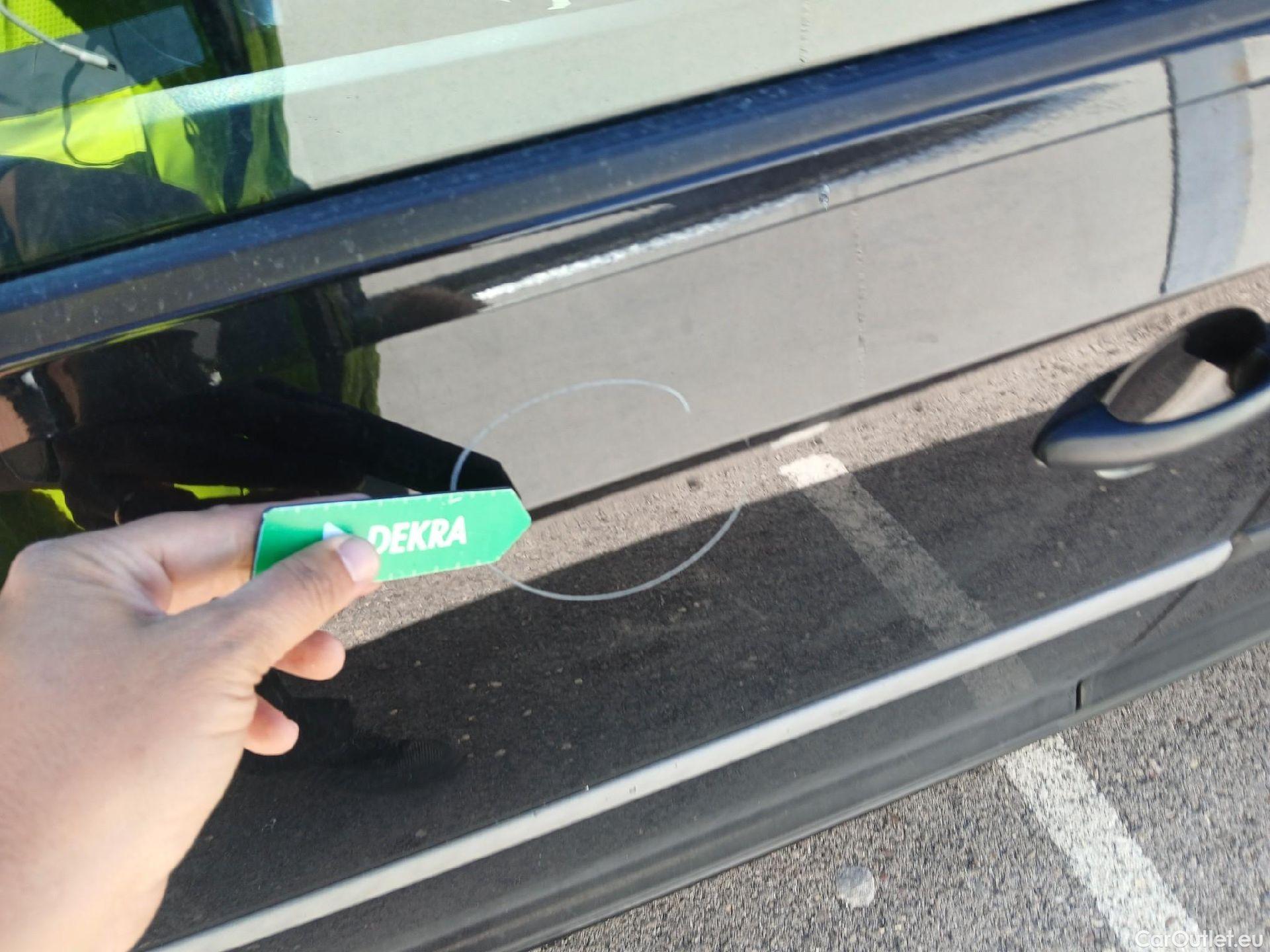  Volkswagen  Caddy VOLKSWAGEN  / 2015 / 4P / furgón derivado de turismo Profesional Furgón 2.0 TDI 55kW BMT #30