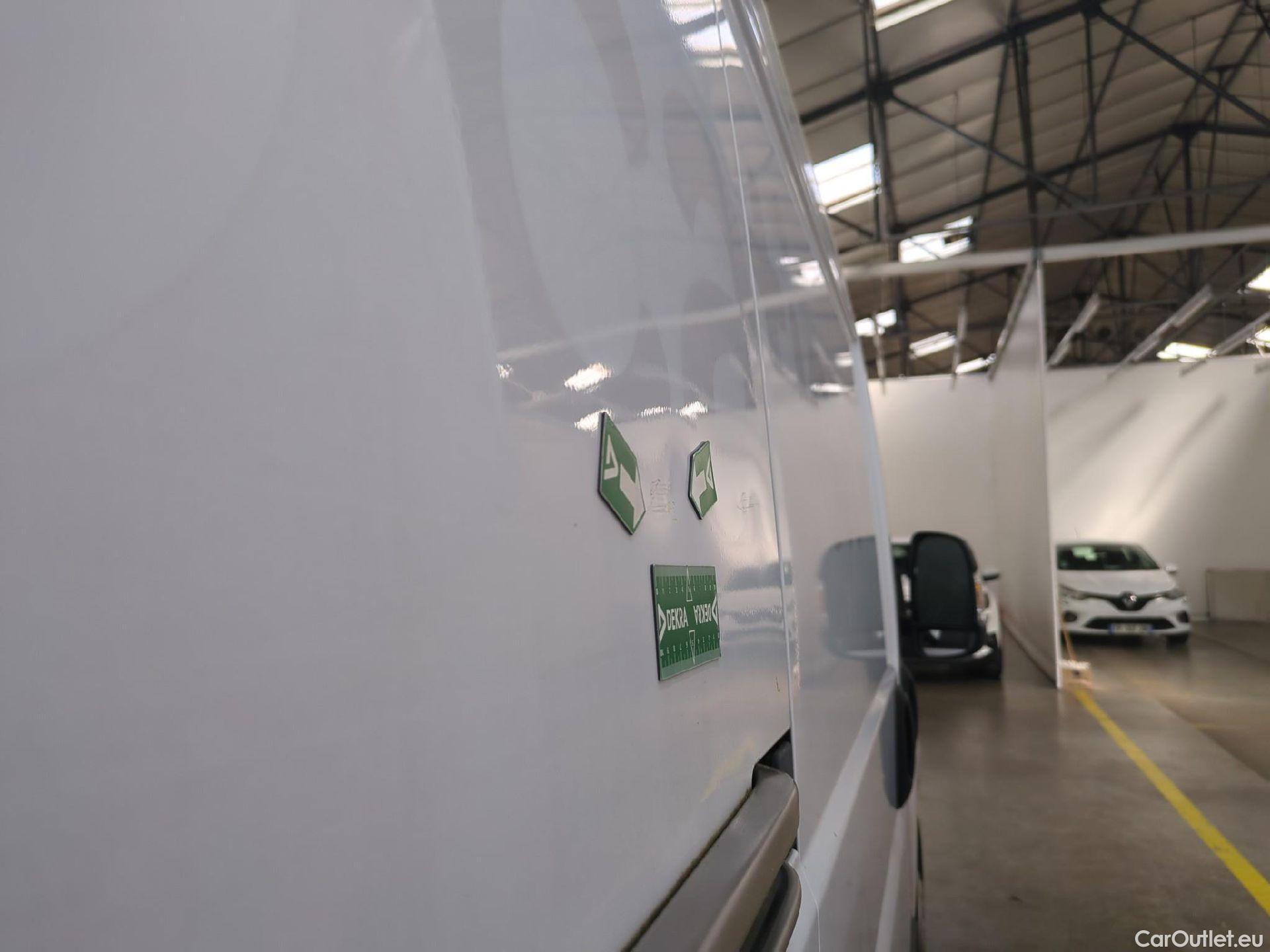  Fiat  Ducato FIAT  VU 4p Fourgon Maxi 3.5 XL H2 2.3 Mjet 130 Pack Pro Nav #50