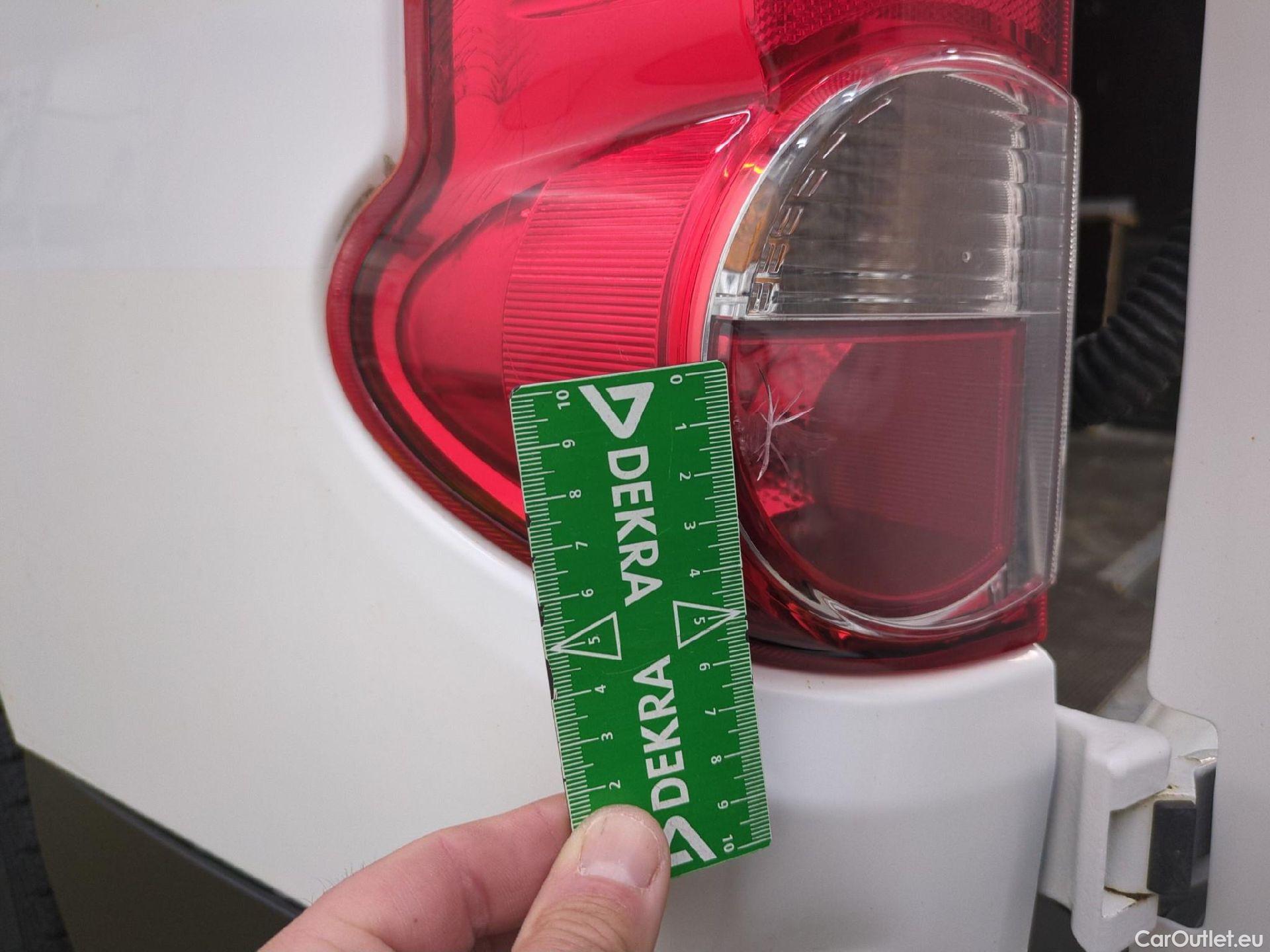  Nissan  NV200 NISSAN  VU 4p Fourgon 1,5L dCi 90ch Business #40