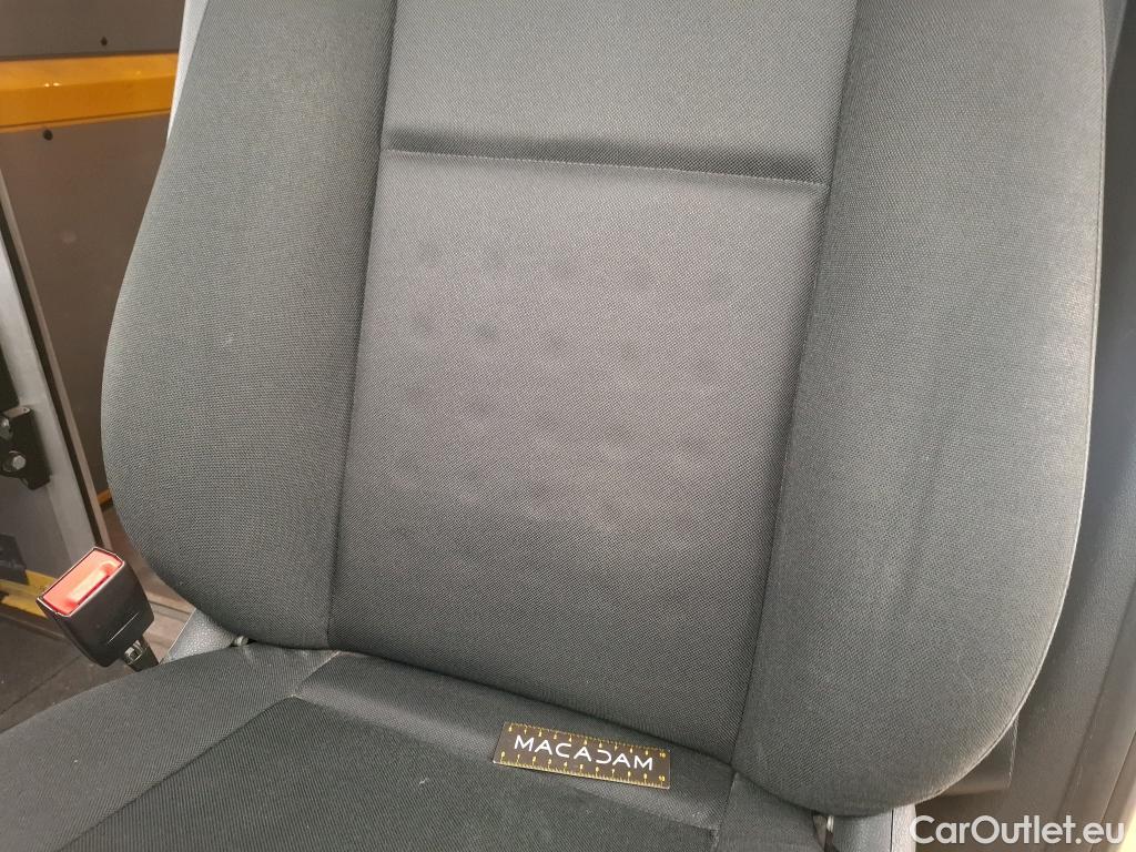  Mercedes  Sprinter MERCEDES-BENZ  / 2018 / 4P / Fourgon tôlé 315 FG 43 3,5t PRO Prop Léger #33