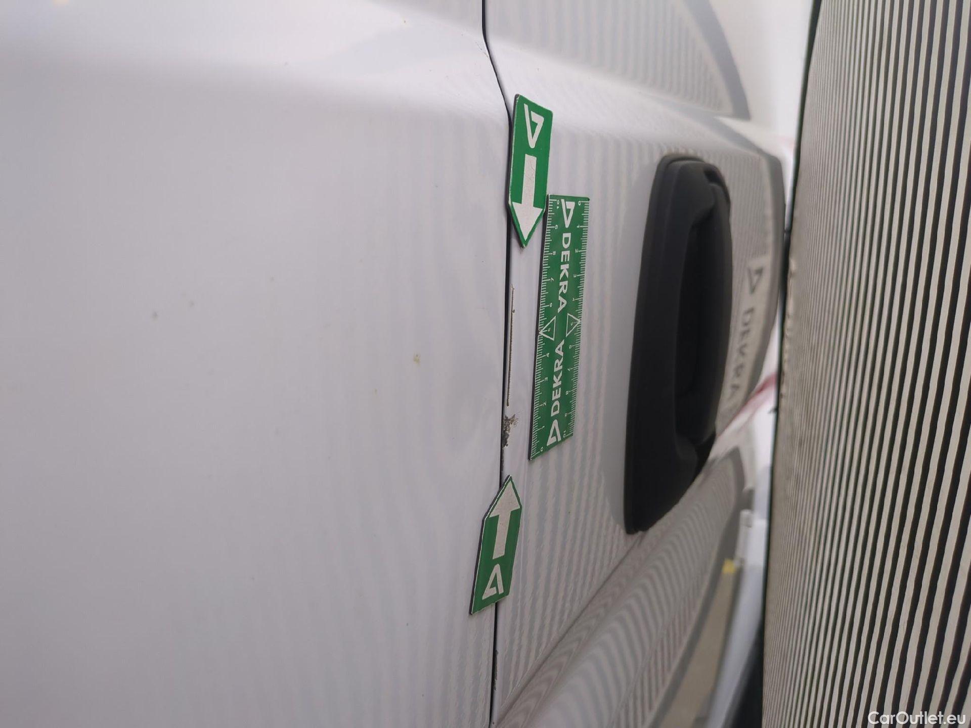  Fiat  Ducato FIAT  VU 4p Fourgon Maxi 3.5 XL H2 2.3 Mjet 130 Pack Pro Nav #40