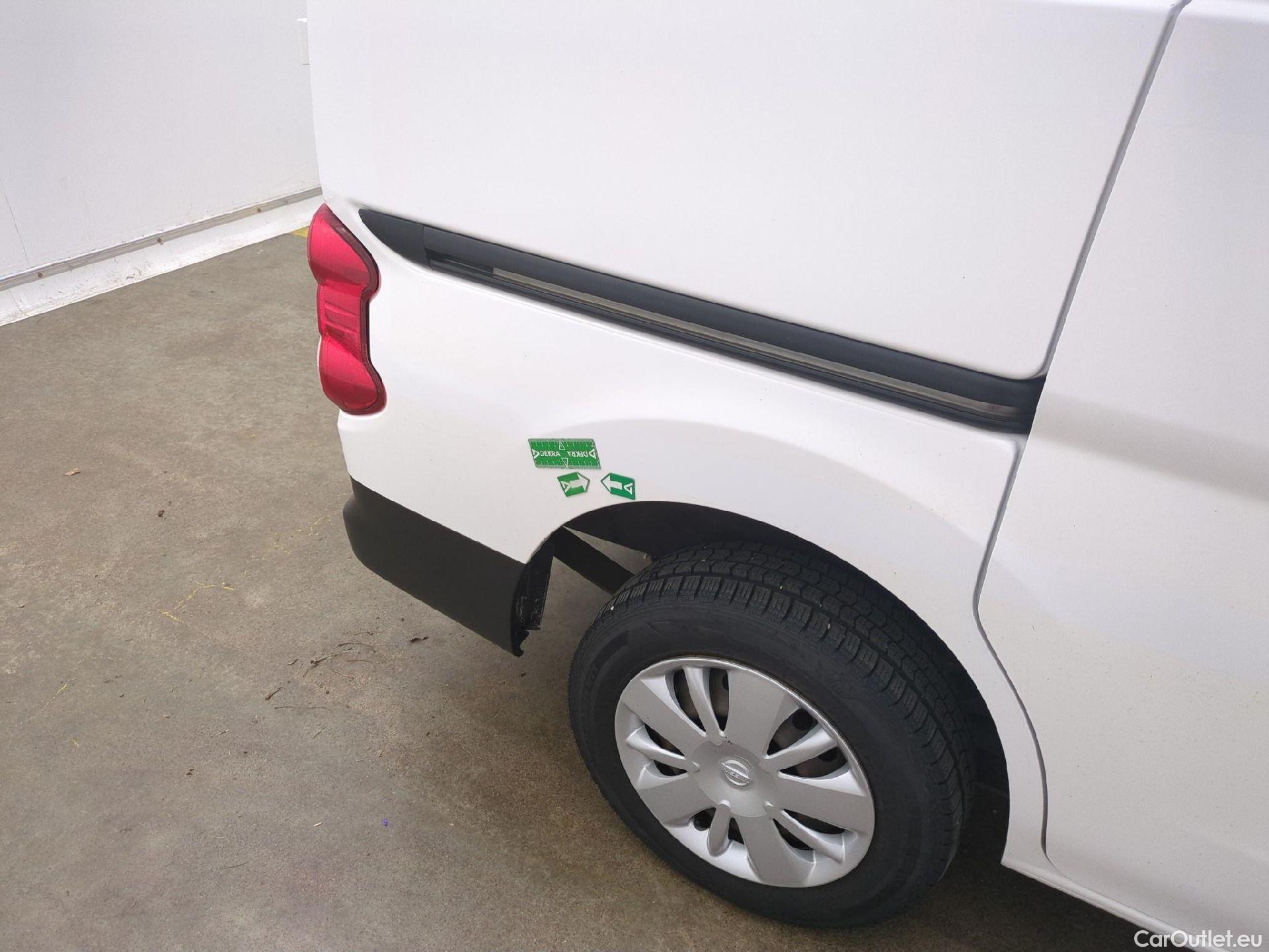  Nissan  NV200 NISSAN  VU 4p Fourgon 1,5L dCi 90ch Business #48