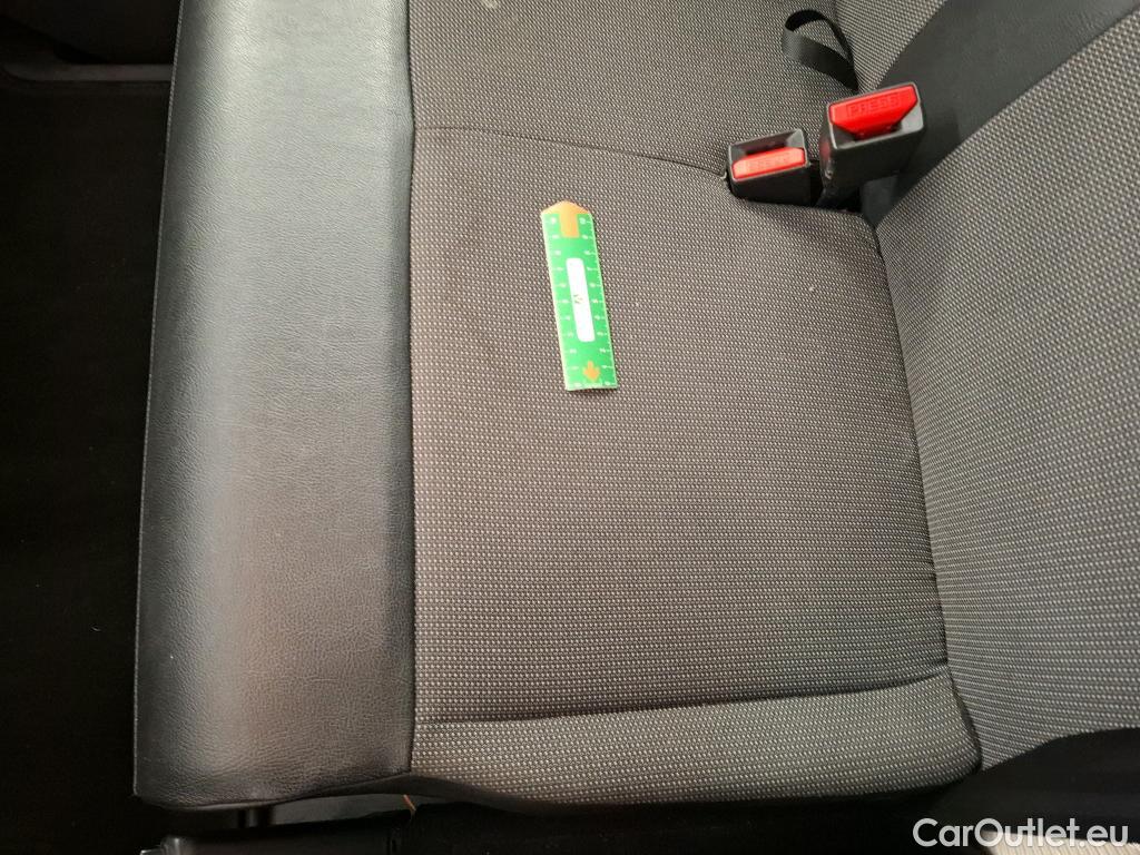  Peugeot  Expert PEUGEOT  / 2016 / 4P / Fourgon tôlé 1.5 BLUEHDI 120 S&S STANDARD PREMIUM #38