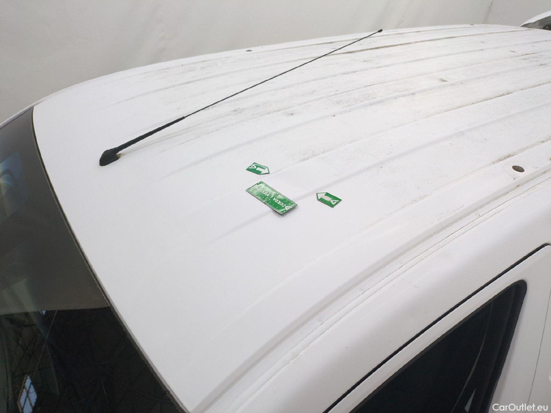  Nissan  NV200 NISSAN  VU 4p Fourgon 1,5L dCi 90ch Business #34