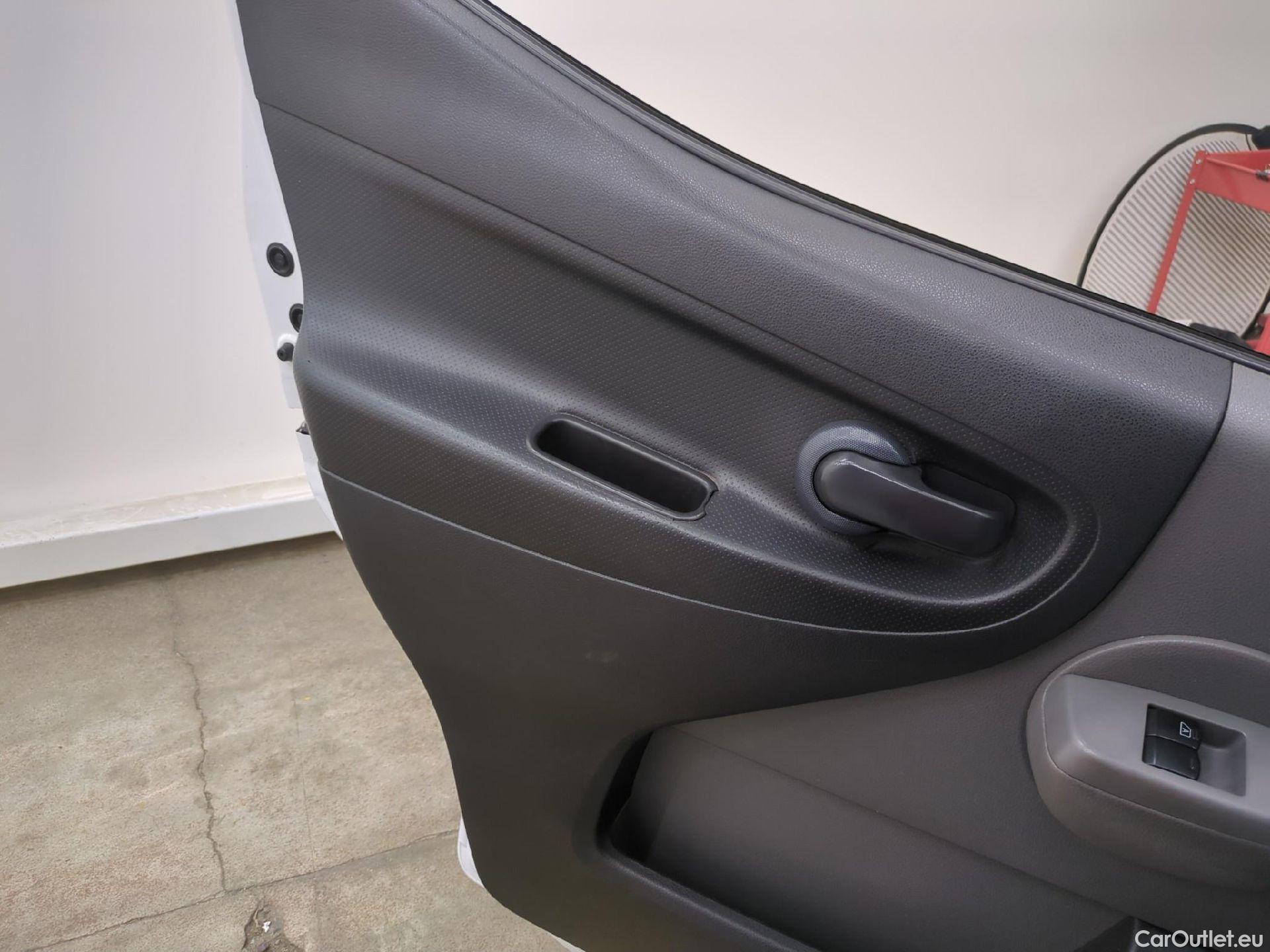  Nissan  NV200 NISSAN  VU 4p Fourgon 1,5L dCi 90ch Business #54