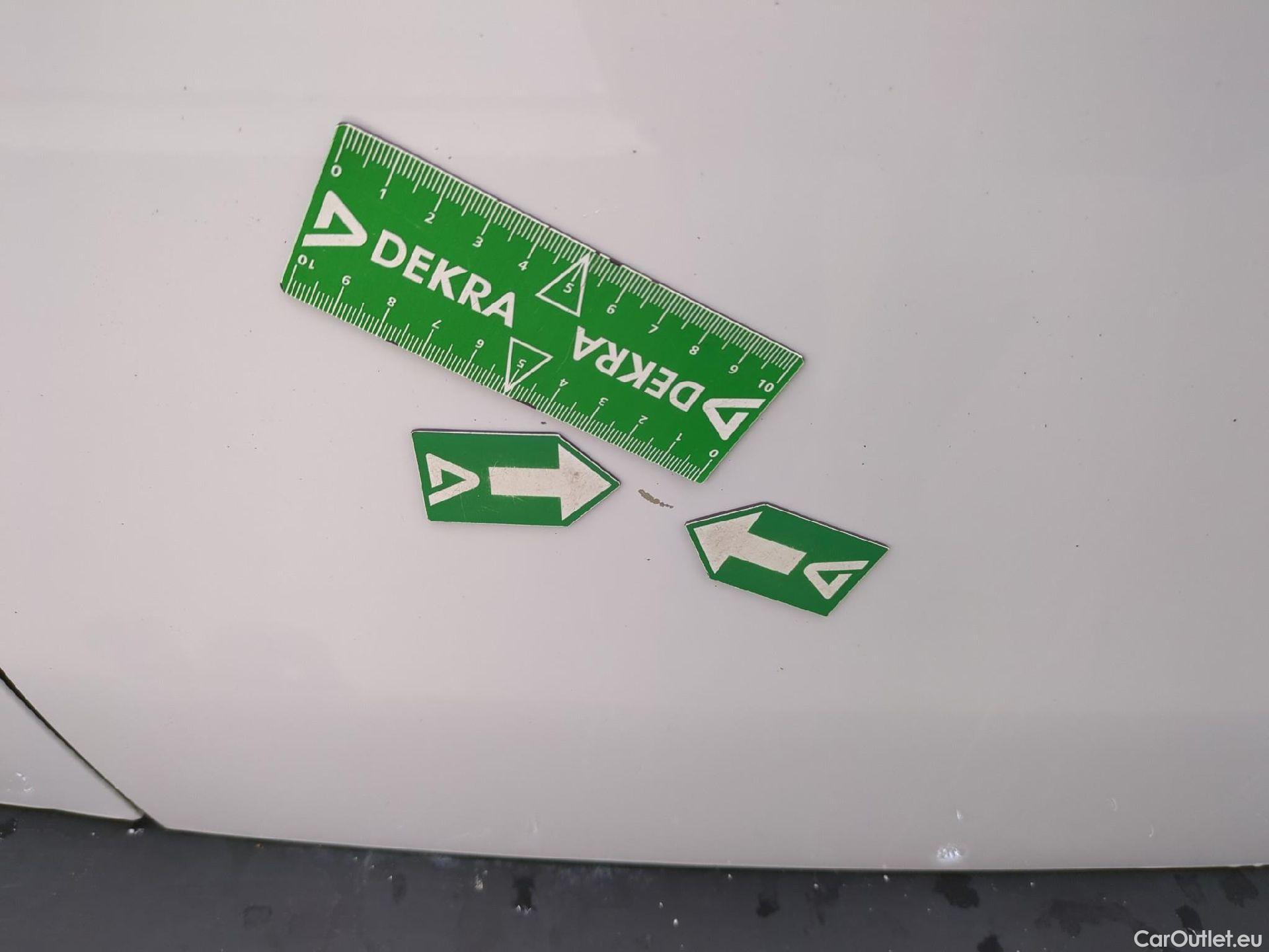  Opel  Vivaro OPEL  / 2019 / 4P / Fourgon tôlé Taille XL BlueHDi 145 S&S BVM6 #4