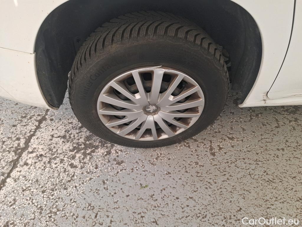  Peugeot  Partner  Asphalt L1 1.5 HDi 100CV BVM5 E6dT #33