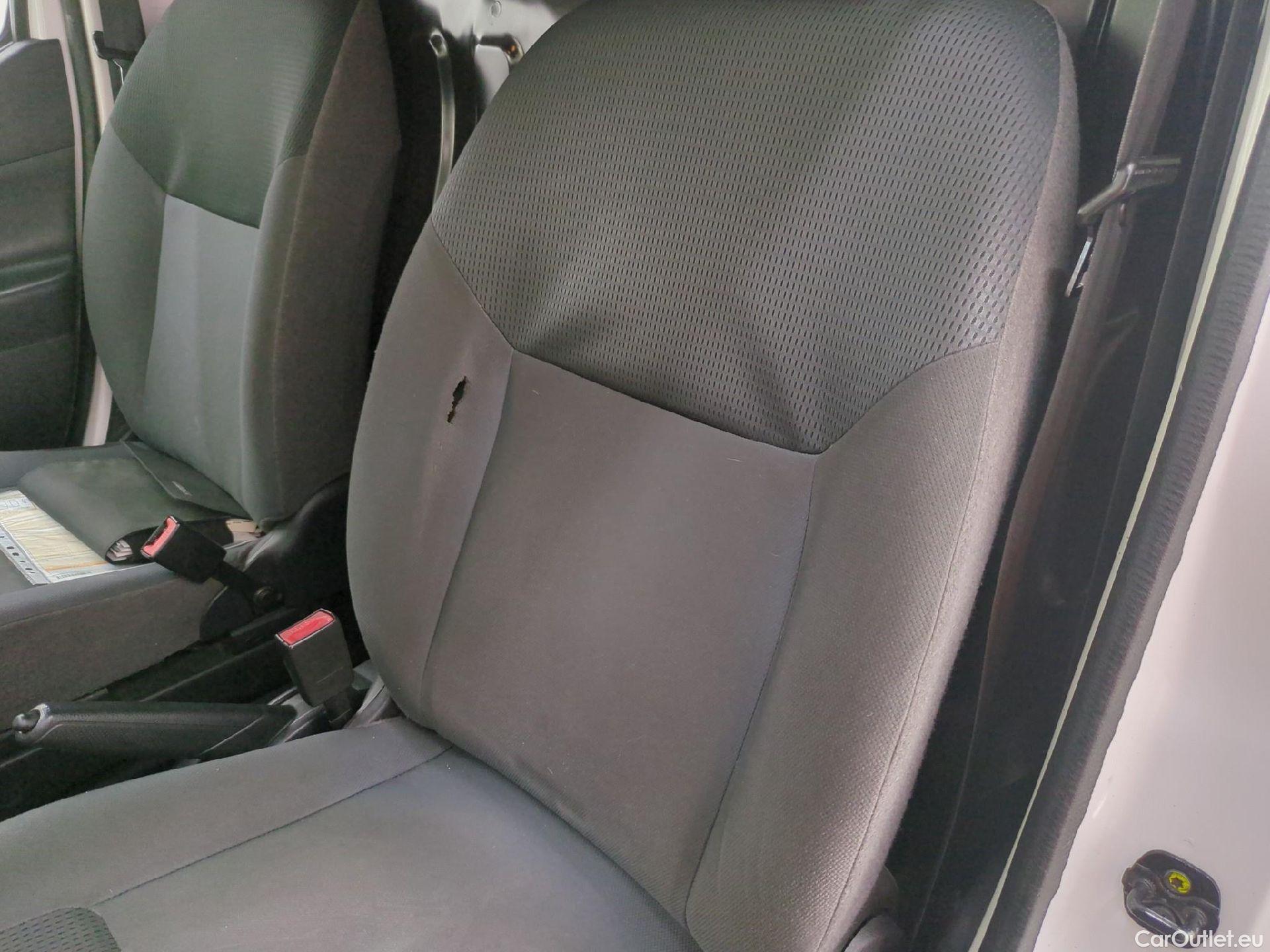  Nissan  NV200 NISSAN  VU 4p Fourgon 1,5L dCi 90ch Business #9