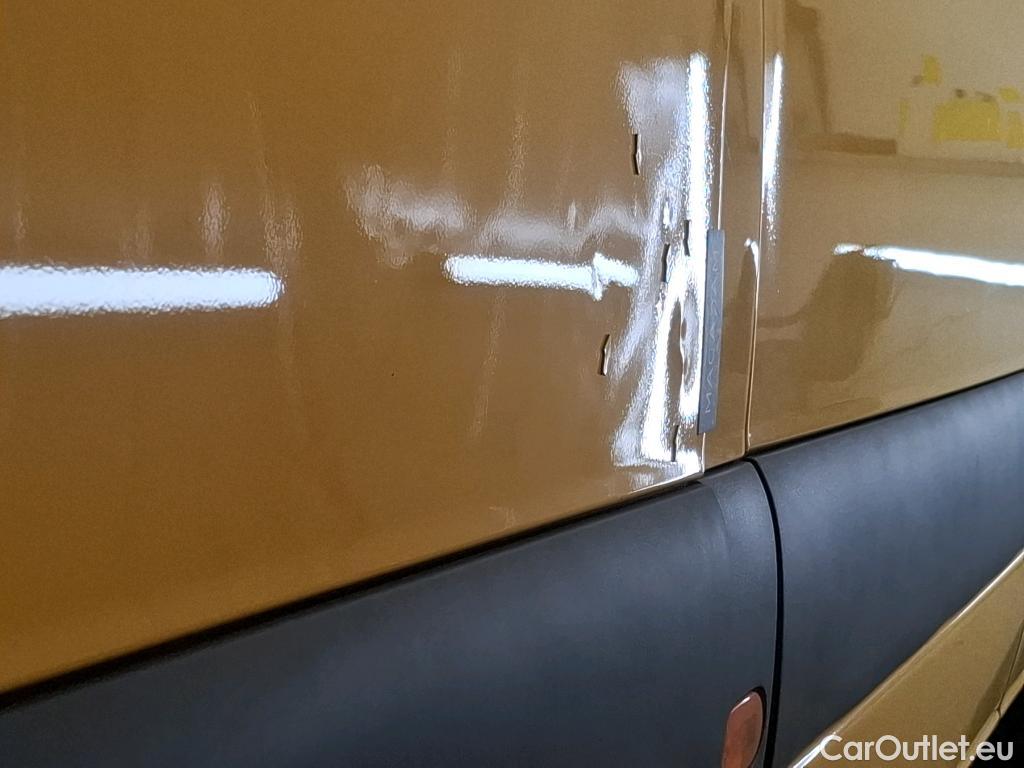  Mercedes  Sprinter MERCEDES-BENZ  / 2018 / 4P / Fourgon tôlé 315 FG 43 3,5t PRO Prop Léger #2