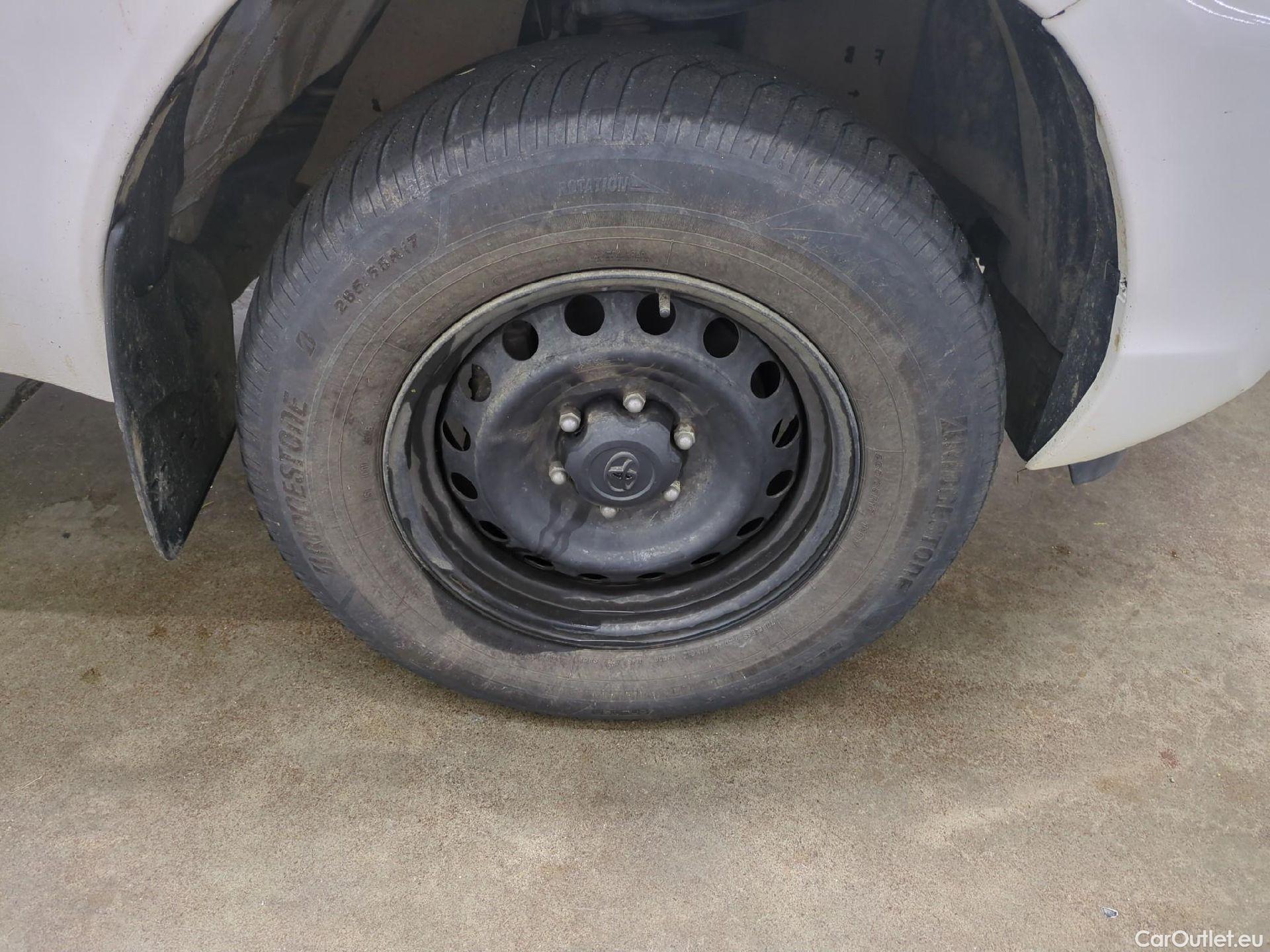  Toyota  Hilux TOYOTA  XC / 2020 / 4P / Pick-up 2.4 D-4D X-TRA LeCap 4WD #9