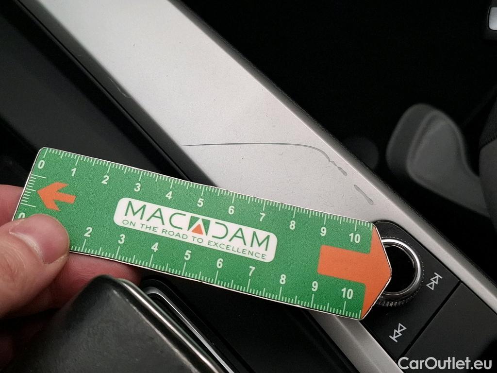  Audi  A4  Avant 30 TDI Business Line 2.0 TDI 135CV BVA7 E6d #21