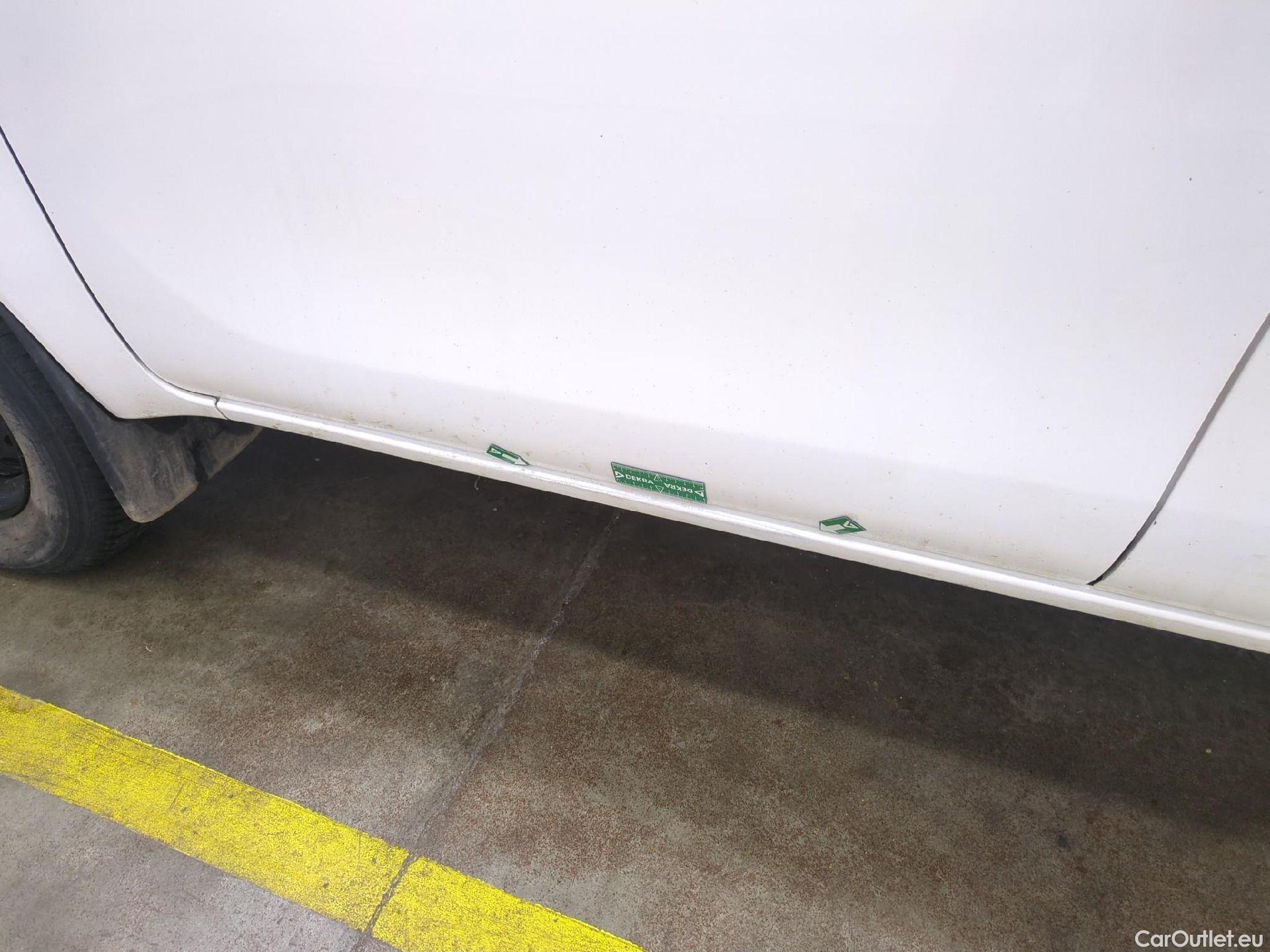  Toyota  Hilux TOYOTA  XC / 2020 / 4P / Pick-up 2.4 D-4D X-TRA LeCap 4WD #21