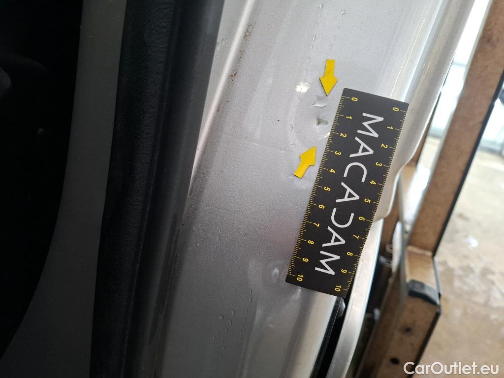  Renault  Master Renault V.I.  VU 4p Fourgon 2.3 125.35 FG L3H2 GC P-MJ #82