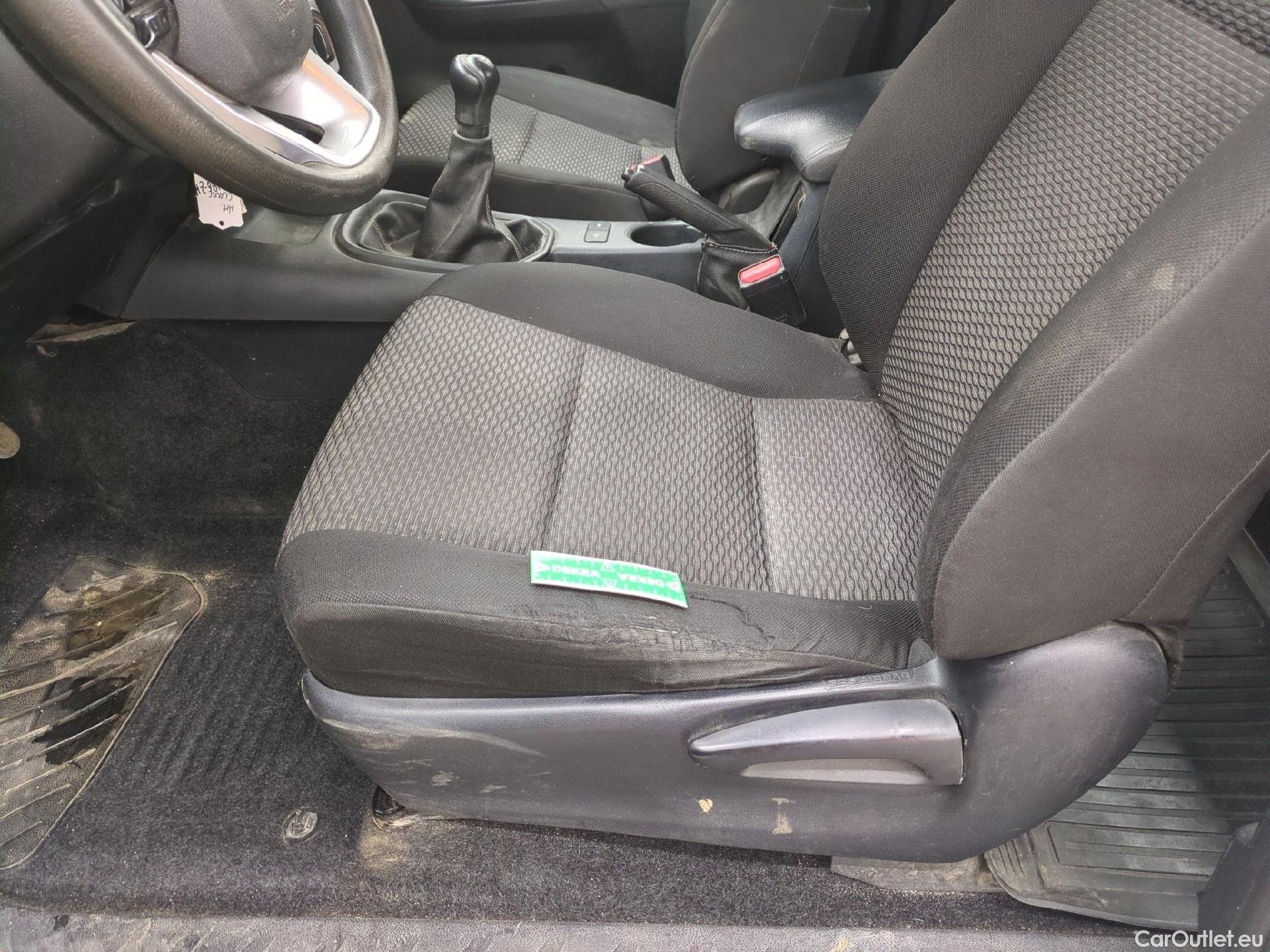  Toyota  Hilux TOYOTA  XC / 2020 / 4P / Pick-up 2.4 D-4D X-TRA LeCap 4WD #2