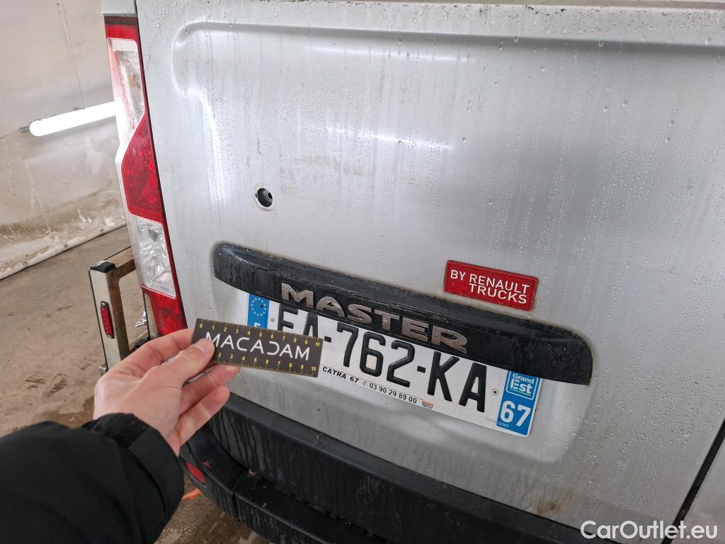  Renault  Master Renault V.I.  VU 4p Fourgon 2.3 125.35 FG L3H2 GC P-MJ #63