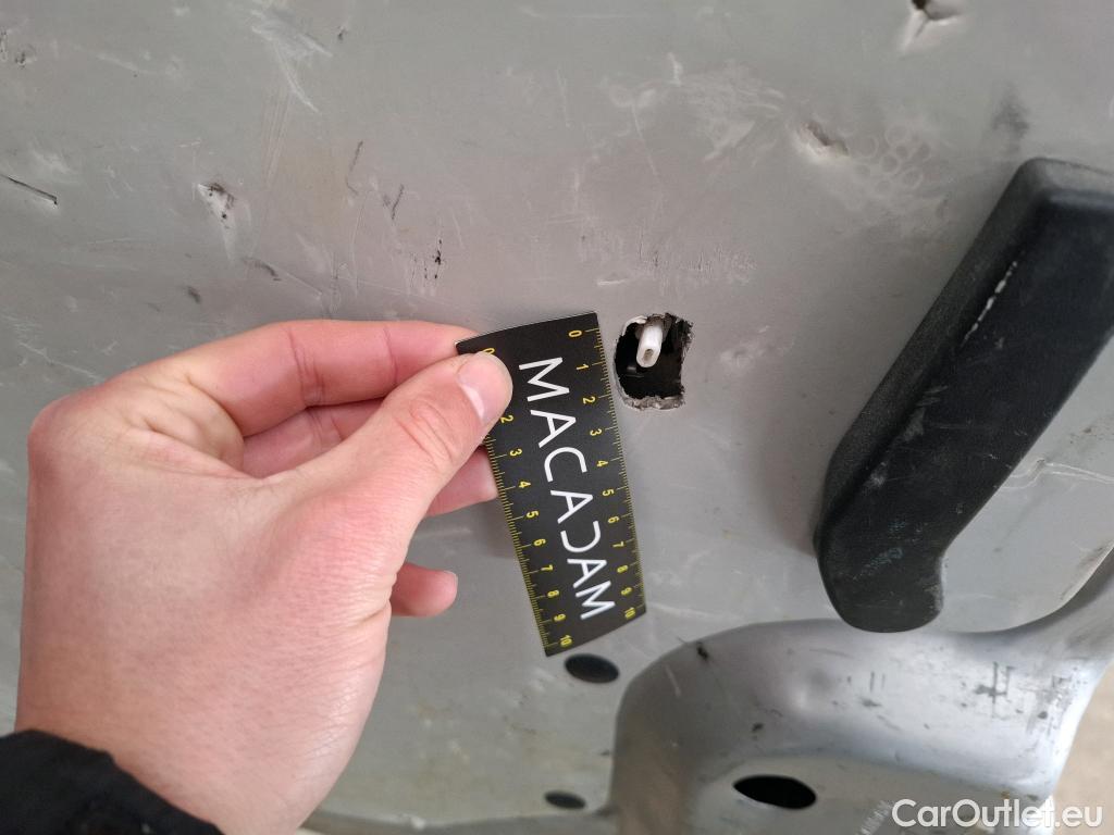  Renault  Master Renault V.I.  VU 4p Fourgon 2.3 125.35 FG L3H2 GC P-MJ #80