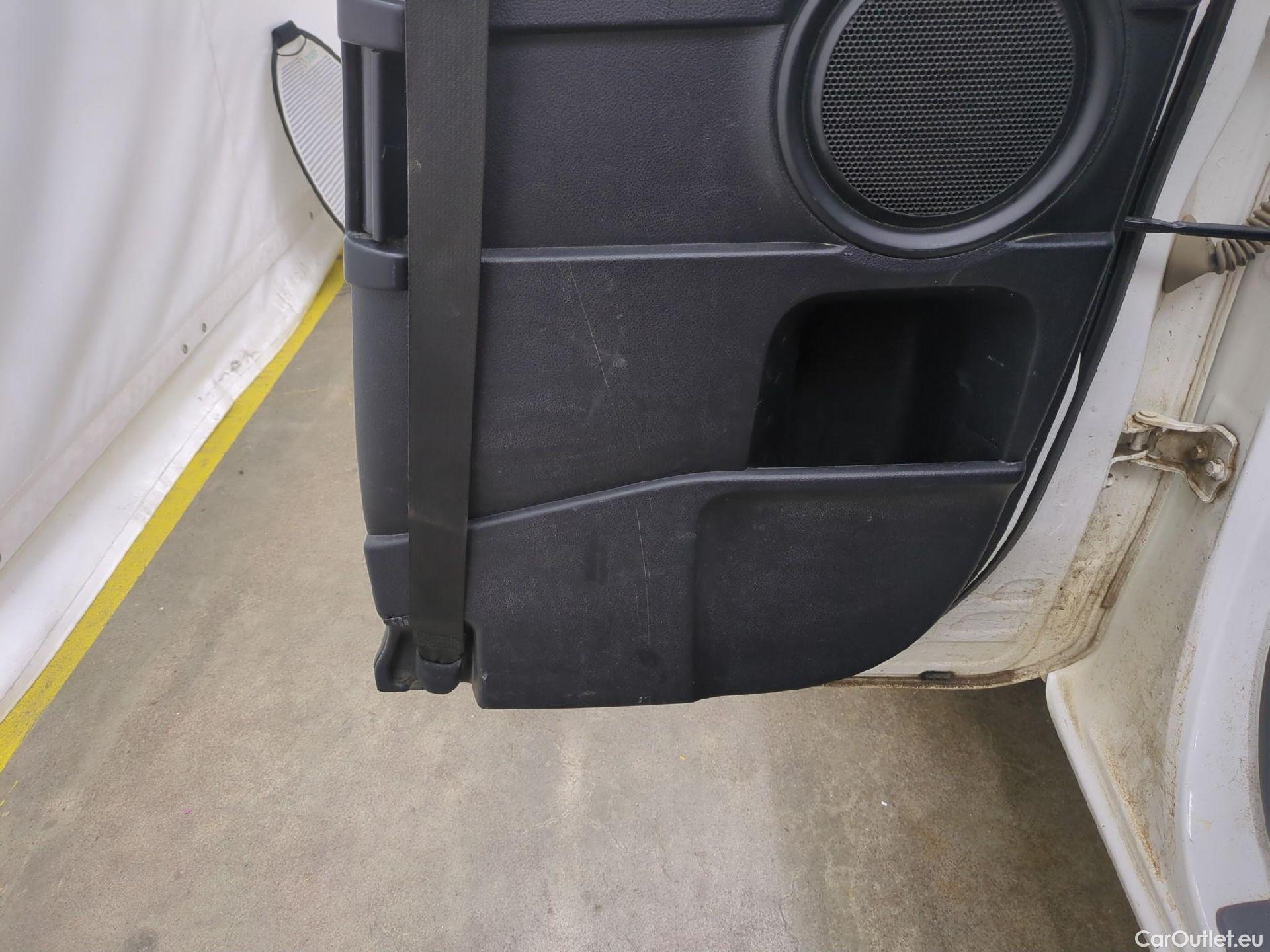  Toyota  Hilux TOYOTA  XC / 2020 / 4P / Pick-up 2.4 D-4D X-TRA LeCap 4WD #31