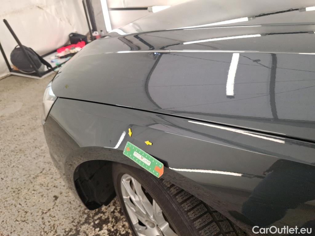  Audi  A4  Avant 30 TDI Business Line 2.0 TDI 135CV BVA7 E6d #26