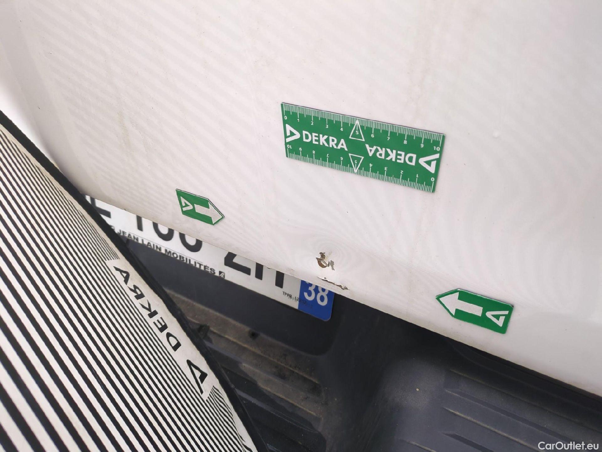  Toyota  Hilux TOYOTA  XC / 2020 / 4P / Pick-up 2.4 D-4D X-TRA LeCap 4WD #27