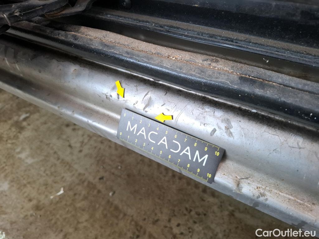  Renault  Master Renault V.I.  VU 4p Fourgon 2.3 125.35 FG L3H2 GC P-MJ #98