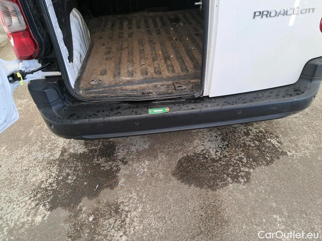  Toyota  Proace TOYOTA  City / 2019 / 4P / Fourgonnette 1.5 Medium 100 D-4D Business #18