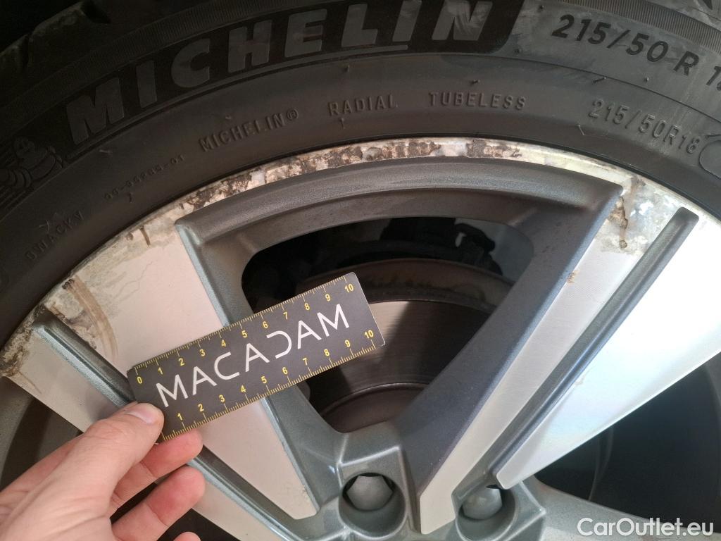  Audi  Q2  30 TDI Design Luxe 1.6 TDI 115CV BVA7 E6dT #17