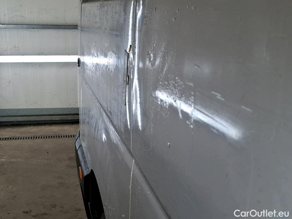  Renault  Master Renault V.I.  VU 4p Fourgon 2.3 125.35 FG L3H2 GC P-MJ #90