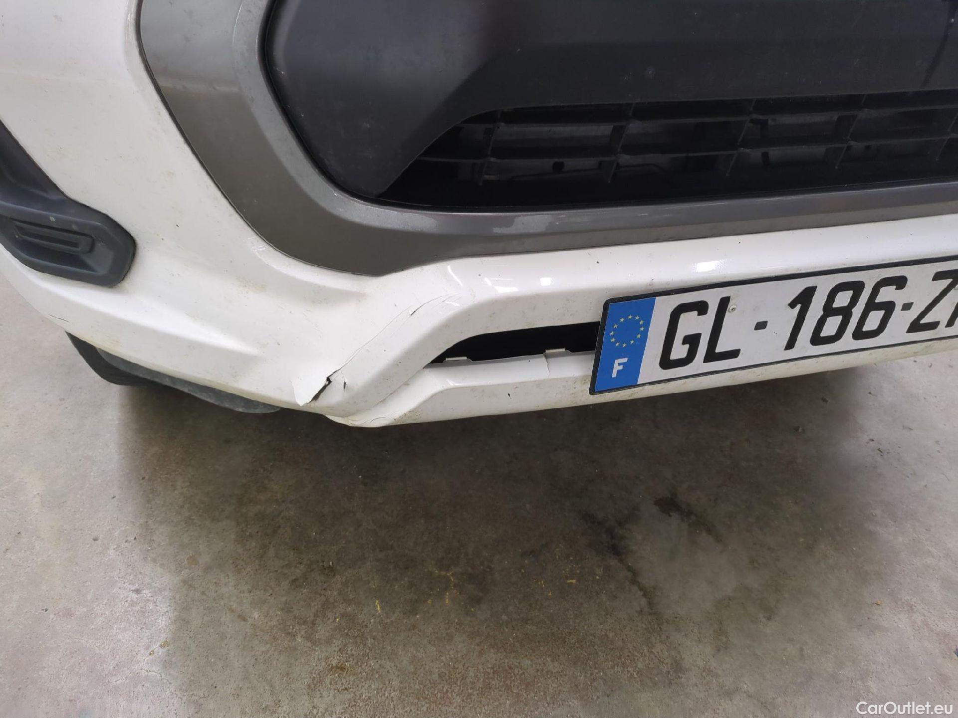  Toyota  Hilux TOYOTA  XC / 2020 / 4P / Pick-up 2.4 D-4D X-TRA LeCap 4WD #17