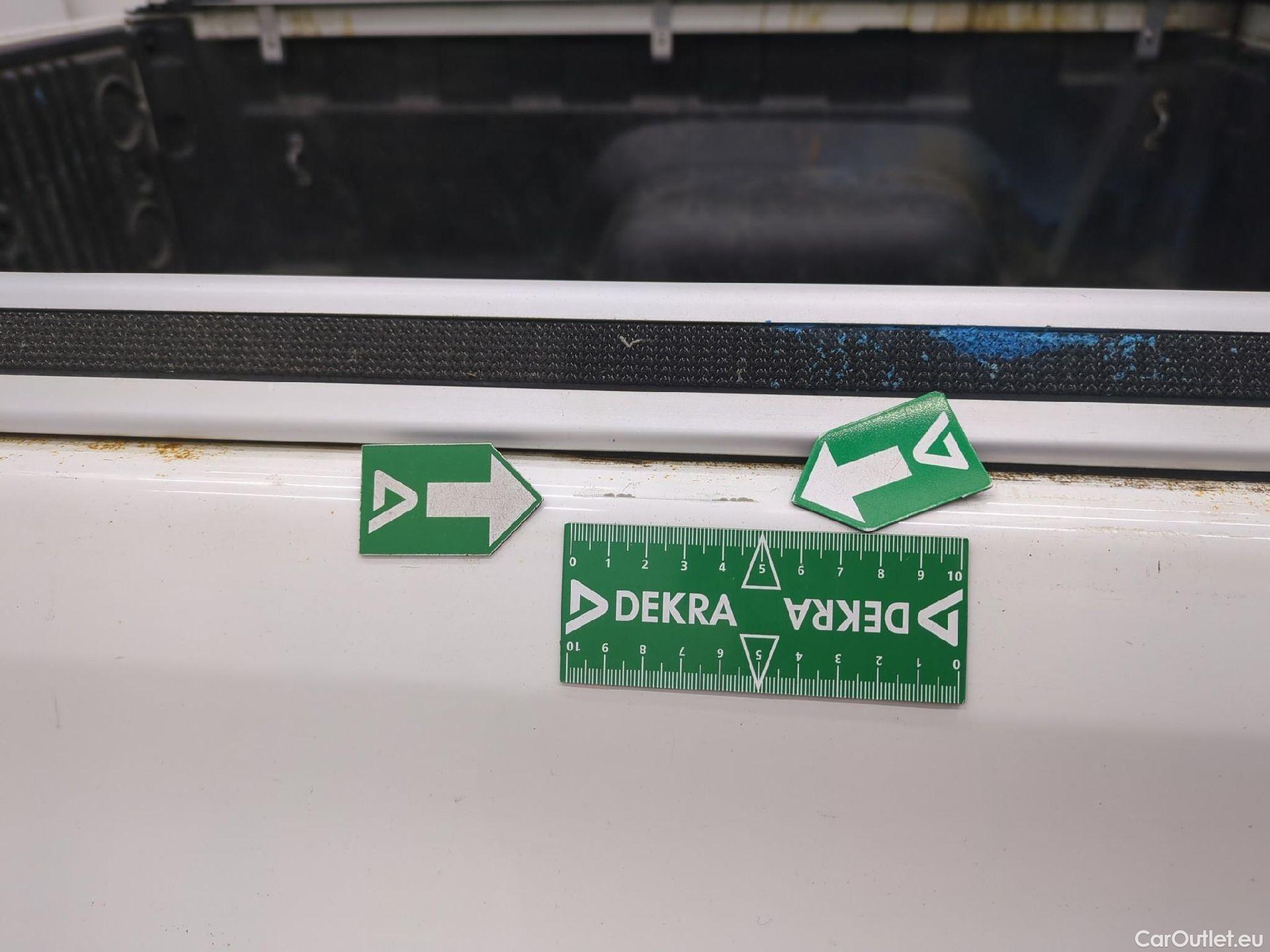  Toyota  Hilux TOYOTA  XC / 2020 / 4P / Pick-up 2.4 D-4D X-TRA LeCap 4WD #42