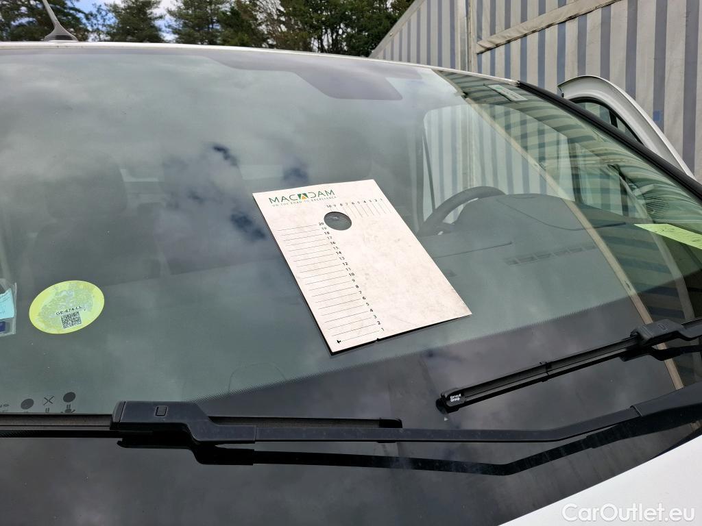  Renault  Trafic  Fourgon L1H1 3T Grand Confort 2.0 dCi 130CV BVM6 E6d #27