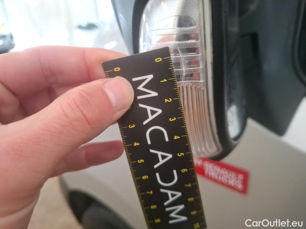  Renault  Master Renault V.I.  VU 4p Fourgon 2.3 125.35 FG L3H2 GC P-MJ #48